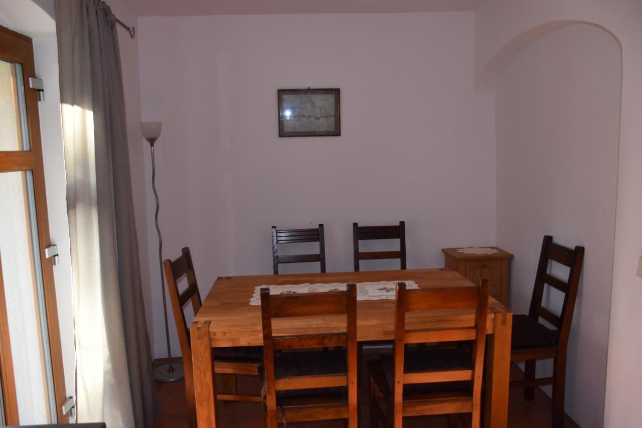 Gosciniec Pod Debem Villa Trzciel ภายนอก รูปภาพ